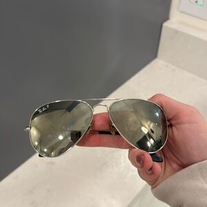 Polarized aviator raybans
